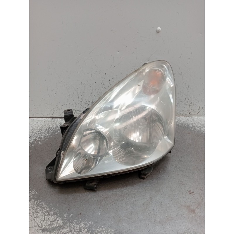 Recambio de faro izquierdo para toyota corolla verso (zer_, zze12_, r1_) 1.8 (znr11_) referencia OEM IAM   