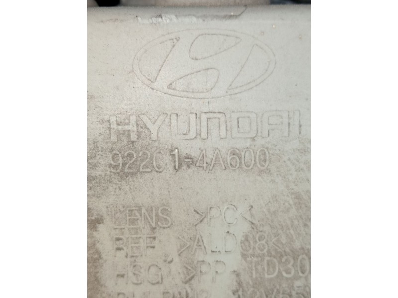 Recambio de faro antiniebla izquierdo para hyundai h-1 furgoneta (a1) 2.5 crdi referencia OEM IAM 922014A600  