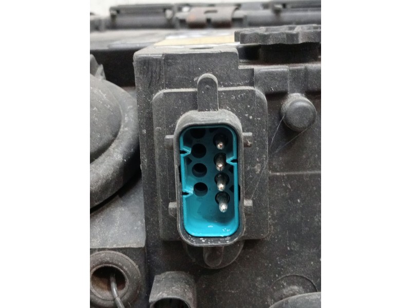 Recambio de faro derecho para bmw serie 7 (e38) 740il automático referencia OEM IAM 0301170272 8386954 XENON