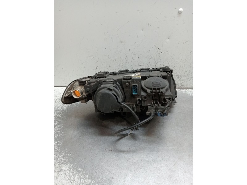 Recambio de faro izquierdo para bmw serie 7 (e38) 740il automático referencia OEM IAM 0301170271 8386953 XENON