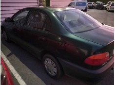 toyota avensis berlina (t 22) del año 2000 2