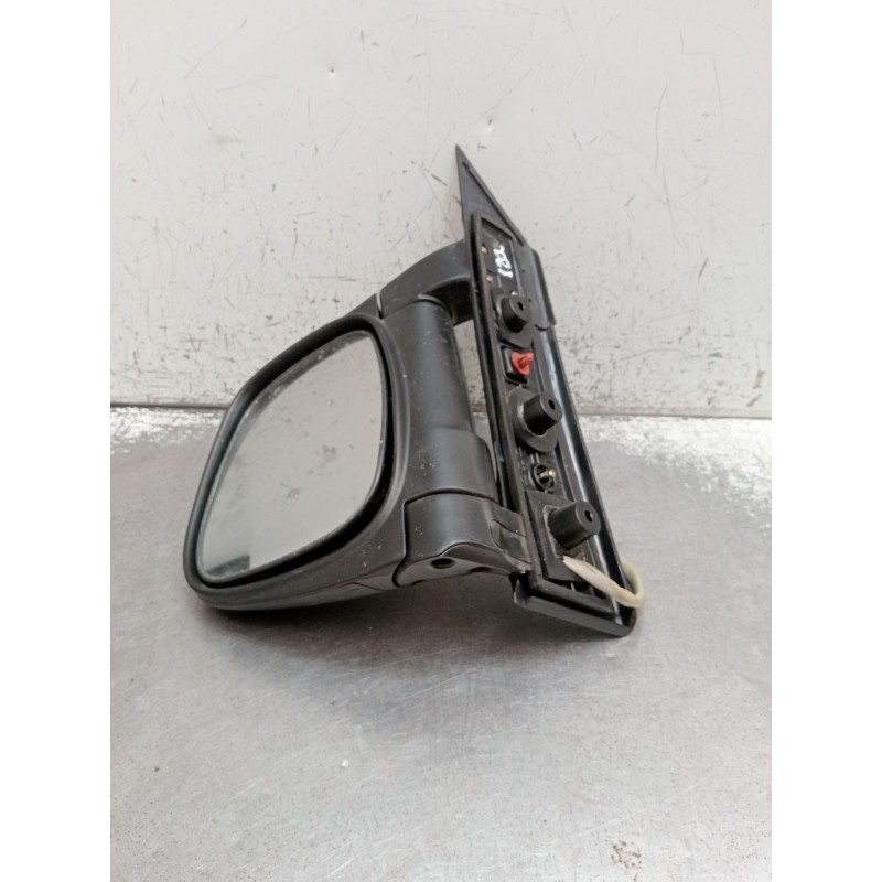 Recambio de retrovisor izquierdo para hyundai h-1 furgoneta (a1) 2.5 crdi referencia OEM IAM ELÉCTRICO 1 ENCHUFE 5 CABLES 