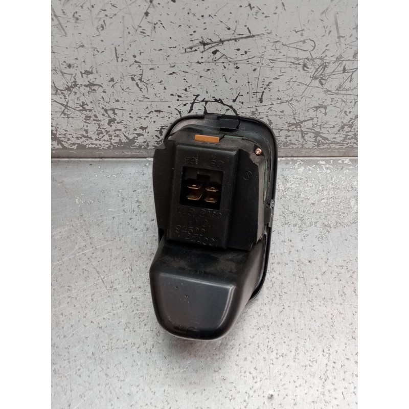 Recambio de pantalla multifuncion para hyundai h-1 furgoneta (a1) 2.5 crdi referencia OEM IAM 945204A001  