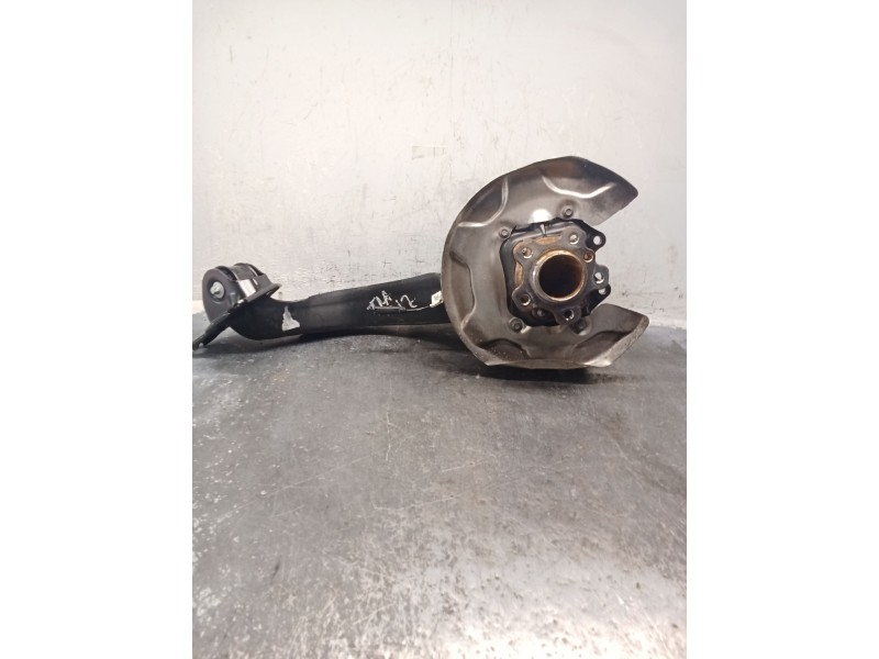 Recambio de mangueta trasera izquierda para bmw x1/ix1 u11 x1 sdrive18d referencia OEM IAM   