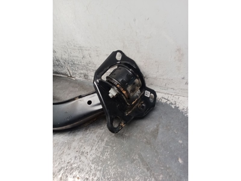 Recambio de mangueta trasera izquierda para bmw x1/ix1 u11 x1 sdrive18d referencia OEM IAM   