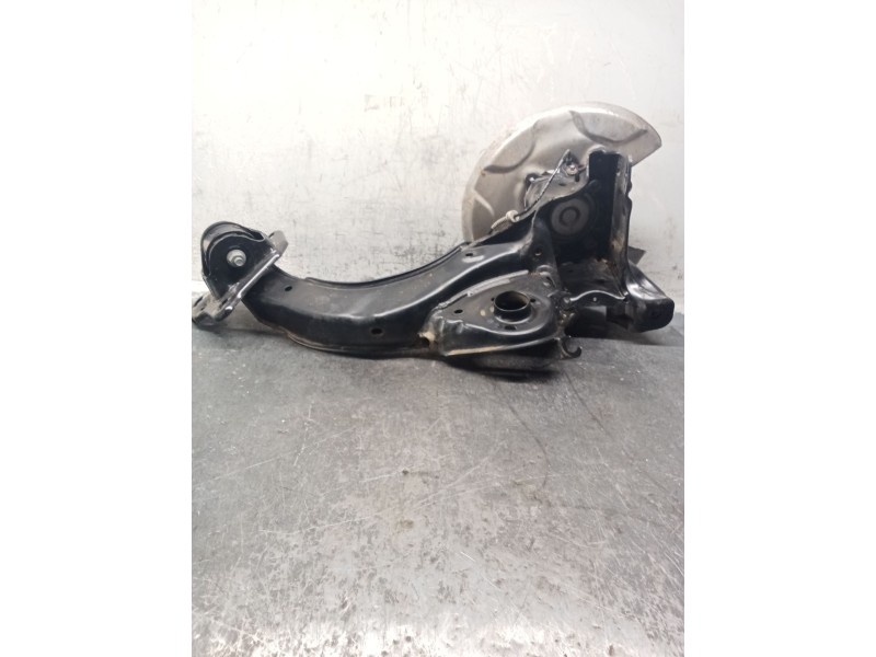 Recambio de mangueta trasera derecha para bmw x1/ix1 u11 x1 sdrive18d referencia OEM IAM   