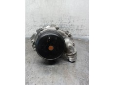 Recambio de bomba agua para infiniti q30 2.2 d referencia OEM IAM A6512000501  