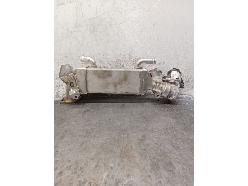 Recambio de enfriador egr para infiniti q30 2.2 d referencia OEM IAM A6511400575  