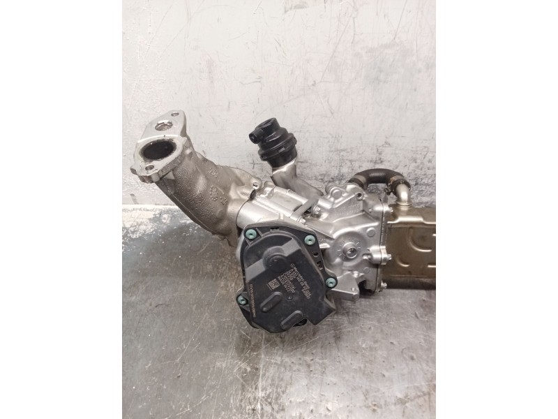 Recambio de valvula egr para infiniti q30 2.2 d referencia OEM IAM A6511420467  