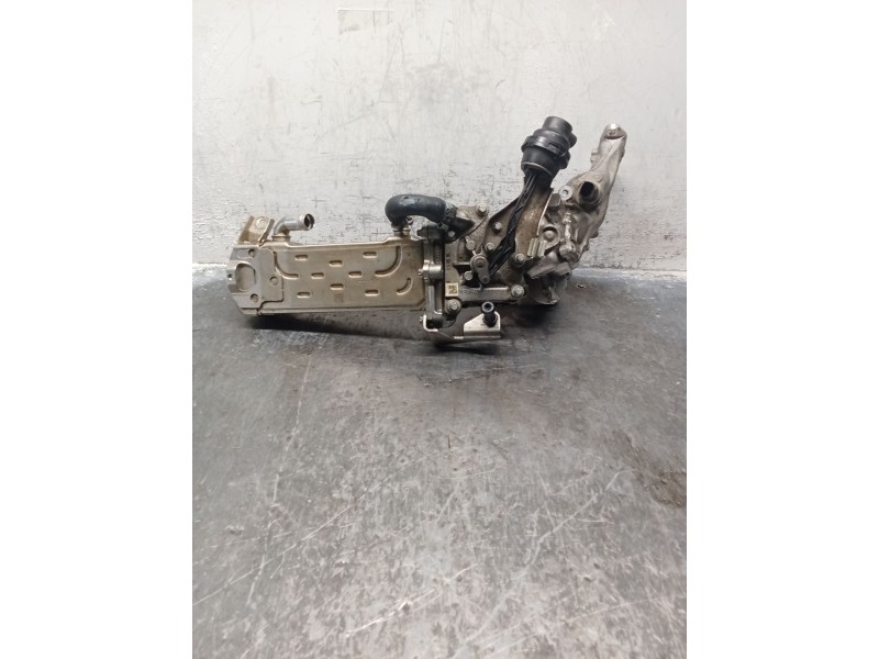 Recambio de valvula egr para infiniti q30 2.2 d referencia OEM IAM A6511420467  
