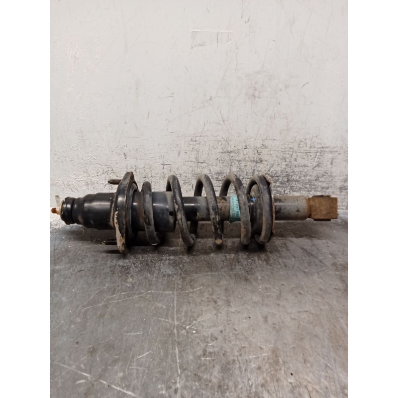 Recambio de amortiguador trasero derecho para honda cr-v ii (rd_) 2.0 (rd5) referencia OEM IAM 52610S9A  