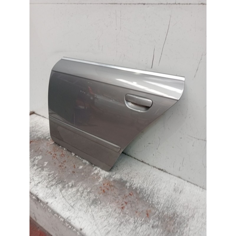 Recambio de puerta trasera izquierda para audi a4 b7 avant (8ed) 2.0 tdi 16v referencia OEM IAM  5P 
