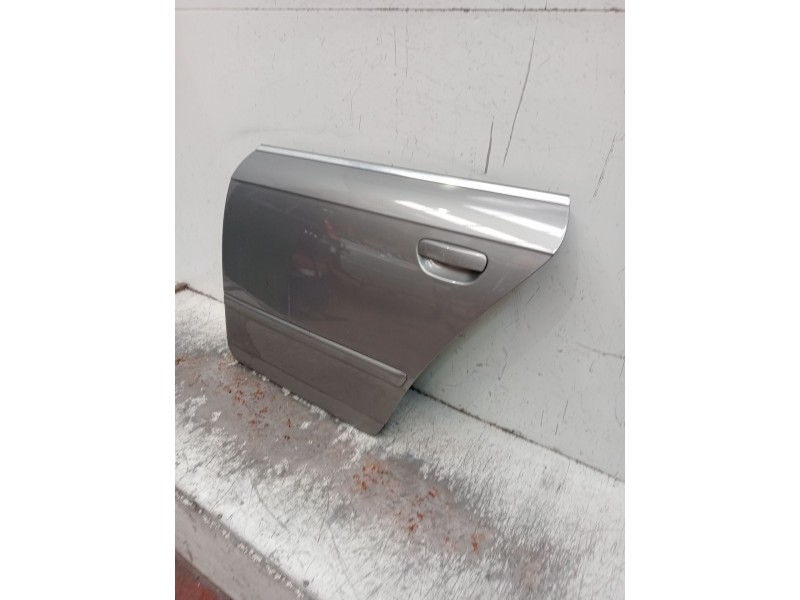 Recambio de puerta trasera izquierda para audi a4 b7 avant (8ed) 2.0 tdi 16v referencia OEM IAM  5P 