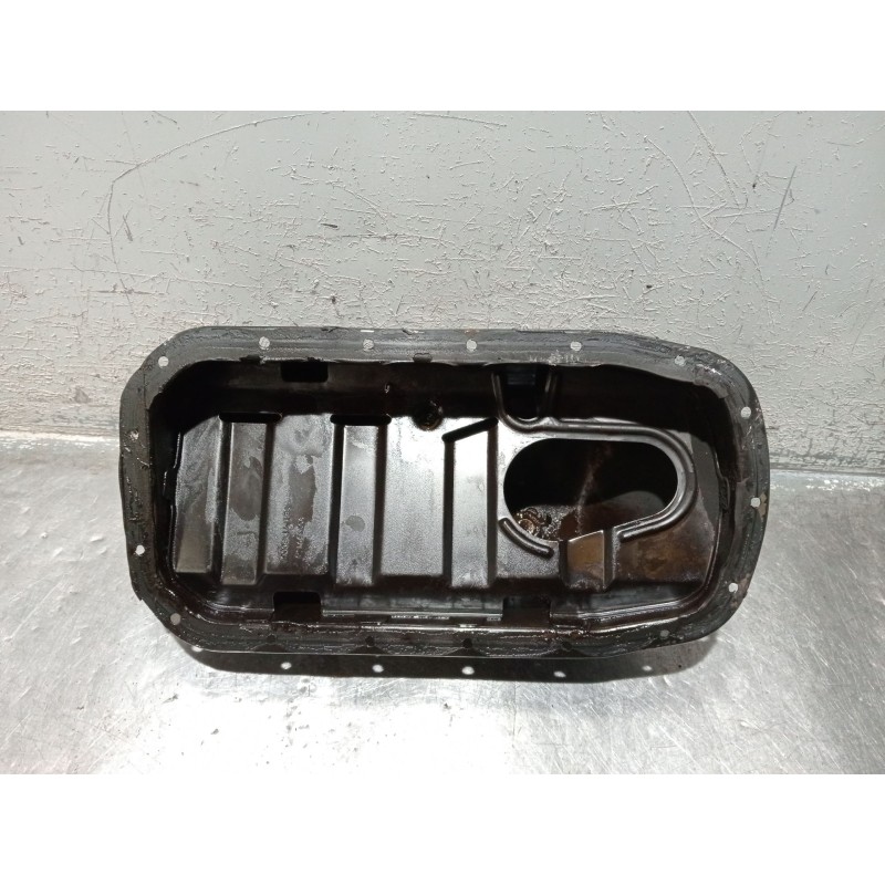 Recambio de carter para renault clio iii (br0/1, cr0/1) 1.2 16v (br02, br0j, br11, cr02, cr0j, cr11) referencia OEM IAM 77001003