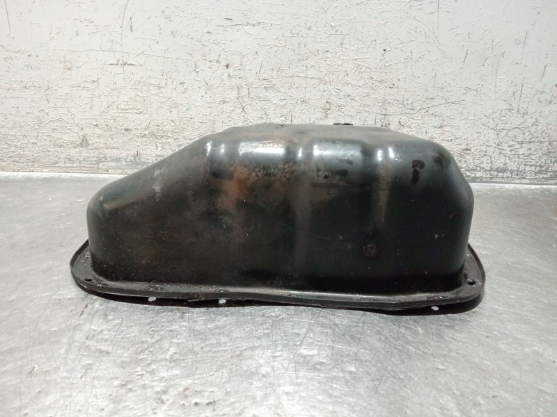 Recambio de carter para renault clio iii (br0/1, cr0/1) 1.2 16v (br02, br0j, br11, cr02, cr0j, cr11) referencia OEM IAM 77001003