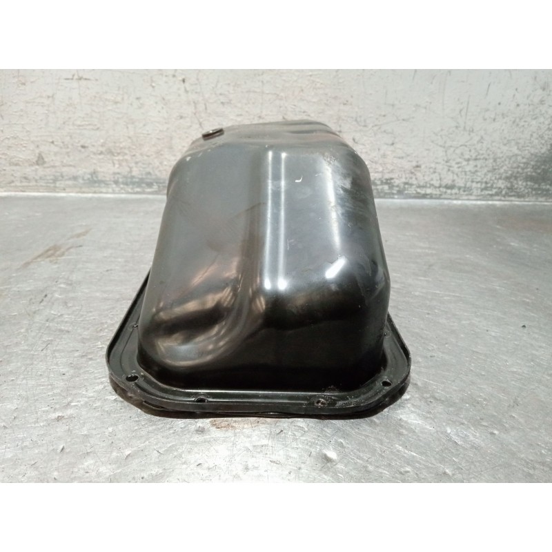 Recambio de carter para renault clio iii (br0/1, cr0/1) 1.2 16v (br02, br0j, br11, cr02, cr0j, cr11) referencia OEM IAM 77001003