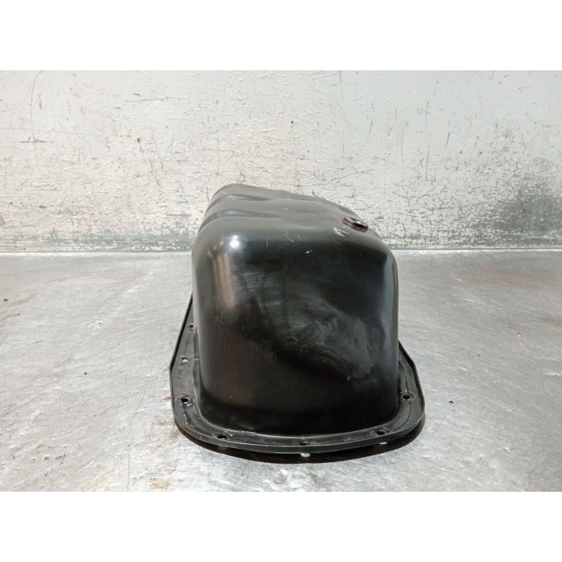 Recambio de carter para renault clio iii (br0/1, cr0/1) 1.2 16v (br02, br0j, br11, cr02, cr0j, cr11) referencia OEM IAM 77001003