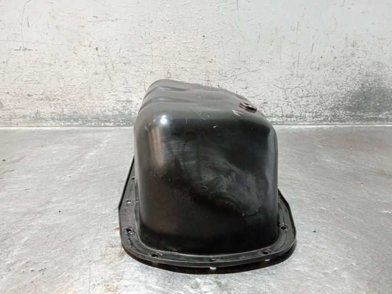 Recambio de carter para renault clio iii (br0/1, cr0/1) 1.2 16v (br02, br0j, br11, cr02, cr0j, cr11) referencia OEM IAM 77001003