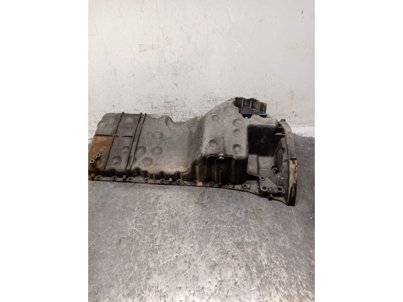 Recambio de carter para mercedes-benz clase e (w211) e 270 cdi (211.016) referencia OEM IAM R6470140302  
