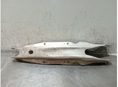 Recambio de brazo suspension inferior trasero izquierdo para infiniti q30 2.2 d referencia OEM IAM A2463520202  