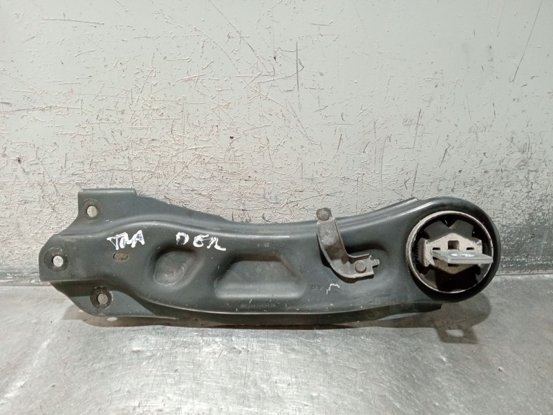 Recambio de brazo suspension inferior trasero derecho para infiniti q30 2.2 d referencia OEM IAM A246350506  