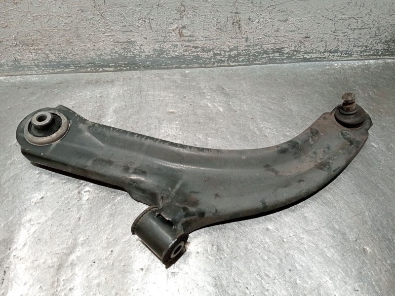 Recambio de brazo suspension inferior delantero izquierdo para renault clio iii (br0/1, cr0/1) 1.2 16v (br02, br0j, br11, cr02, 