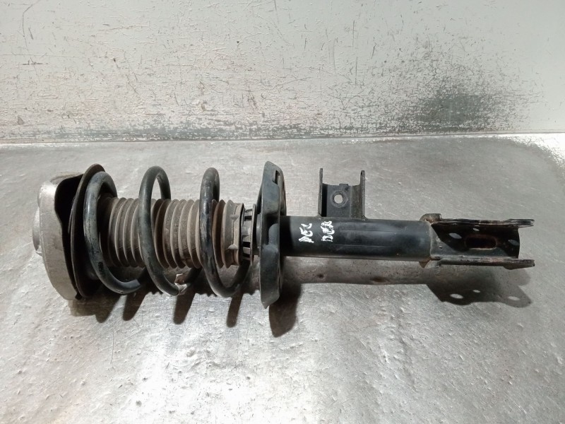 Recambio de amortiguador delantero derecho para infiniti q30 2.2 d referencia OEM IAM A0913204013 801404003409 