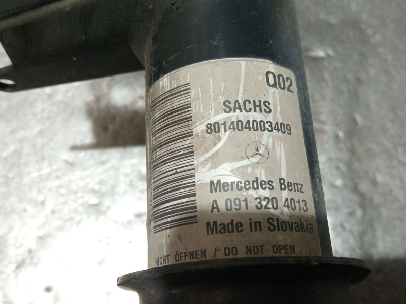 Recambio de amortiguador delantero derecho para infiniti q30 2.2 d referencia OEM IAM A0913204013 801404003409 