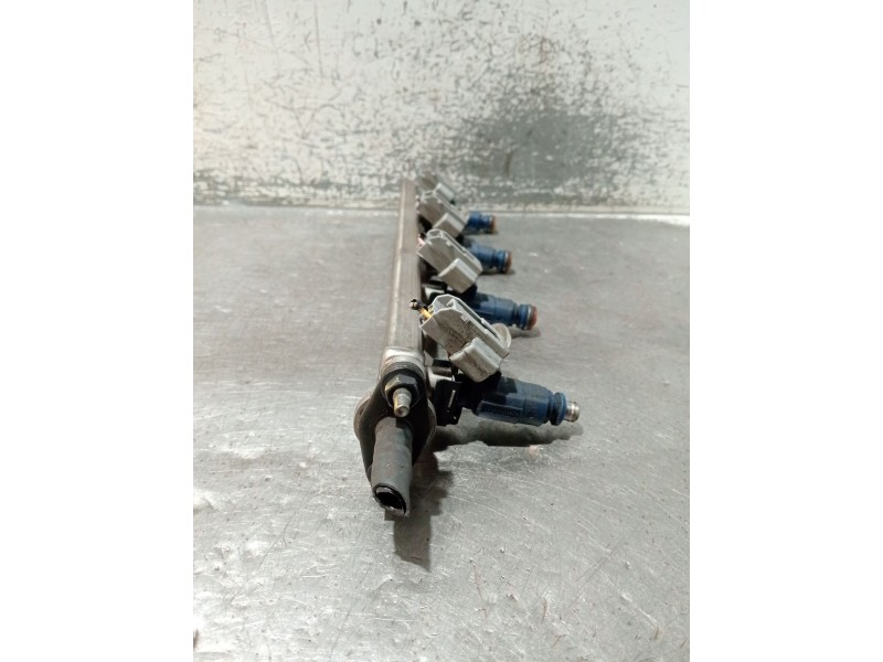 Recambio de rampa inyectora para hyundai i30 classic referencia OEM IAM   