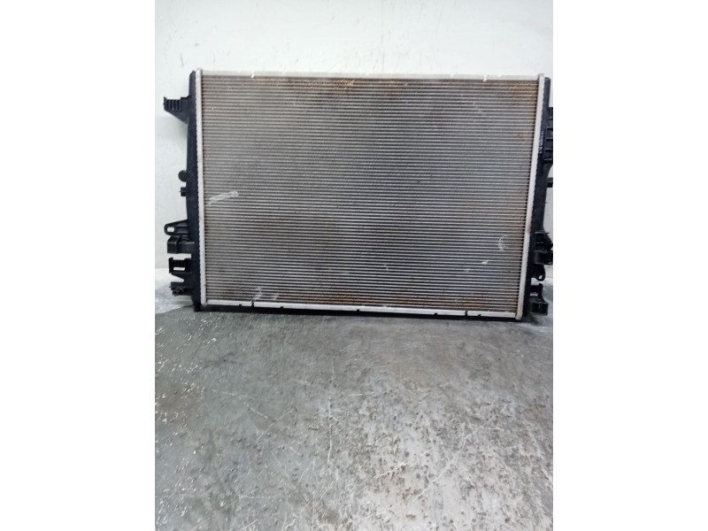 Recambio de radiador agua para jeep renegade referencia OEM IAM MR4221367310  