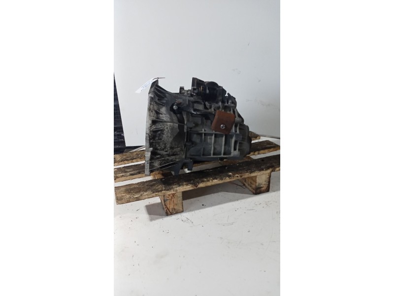 Recambio de caja cambios para ford escort classic (aal, abl) 1.8 td referencia OEM IAM T96ZT-7002BA 5V S1GF29F23 000051