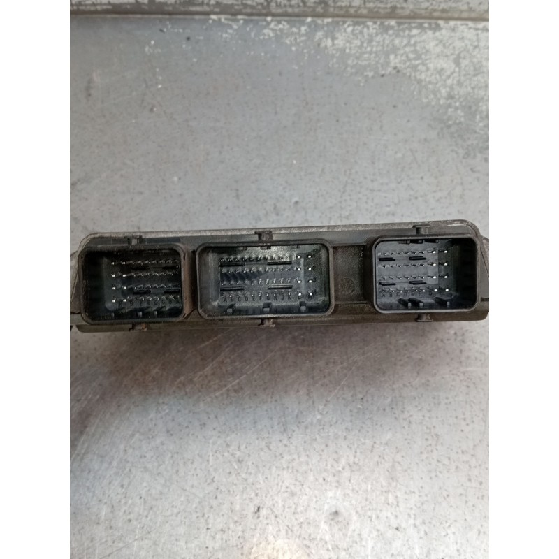 Recambio de centralita motor uce para renault clio iii (br0/1, cr0/1) 1.2 16v (br02, br0j, br11, cr02, cr0j, cr11) referencia OE