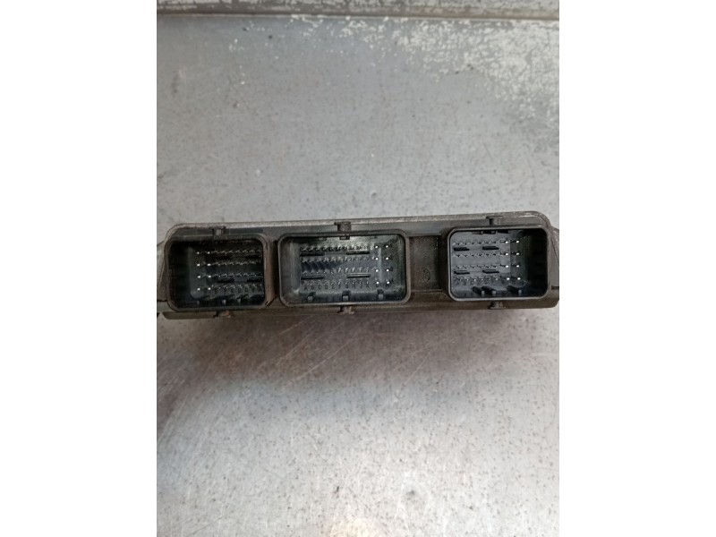 Recambio de centralita motor uce para renault clio iii (br0/1, cr0/1) 1.2 16v (br02, br0j, br11, cr02, cr0j, cr11) referencia OE