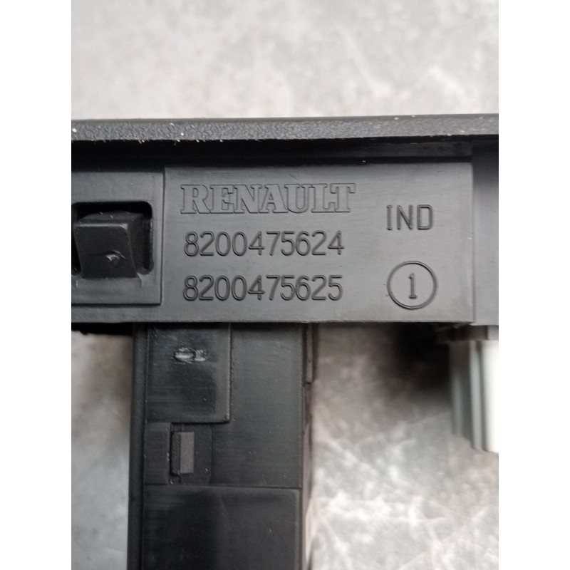 Recambio de mando multifuncion para renault clio iii (br0/1, cr0/1) 1.2 16v (br02, br0j, br11, cr02, cr0j, cr11) referencia OEM 