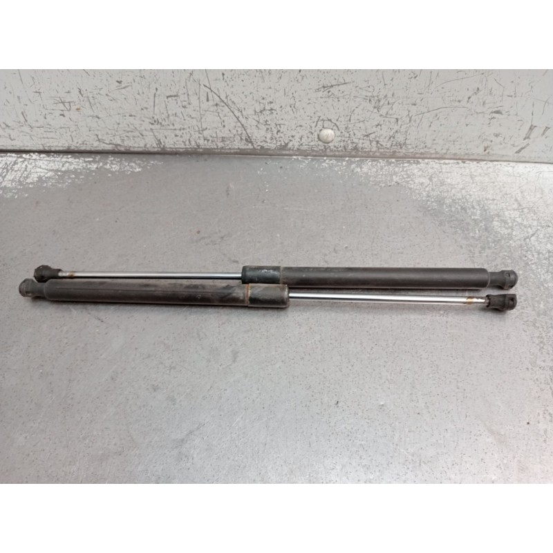 Recambio de amortiguadores maletero / porton para renault clio iii (br0/1, cr0/1) 1.2 16v (br02, br0j, br11, cr02, cr0j, cr11) r