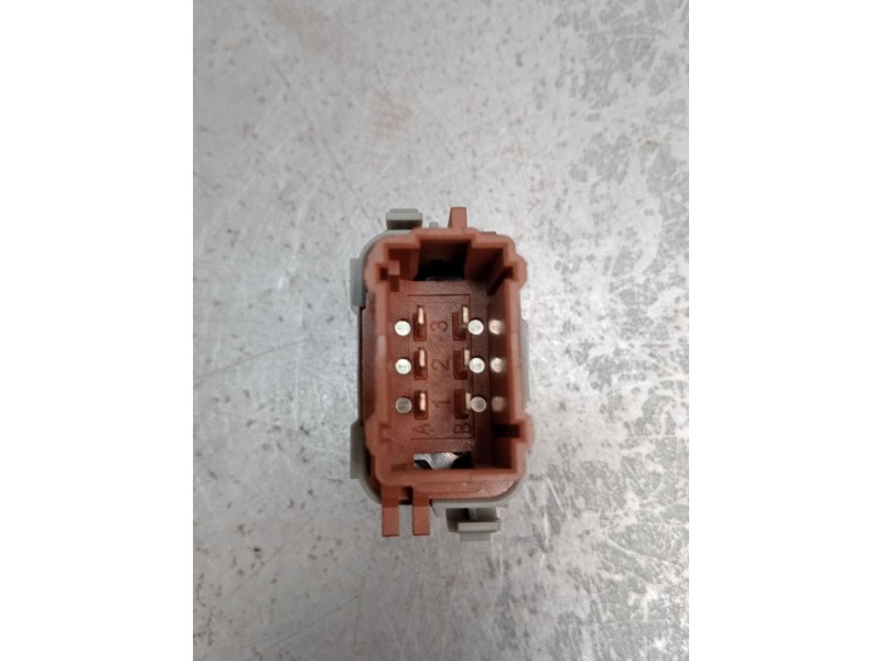 Recambio de mando elevalunas delantero derecho para renault clio iii (br0/1, cr0/1) 1.2 16v (br02, br0j, br11, cr02, cr0j, cr11)