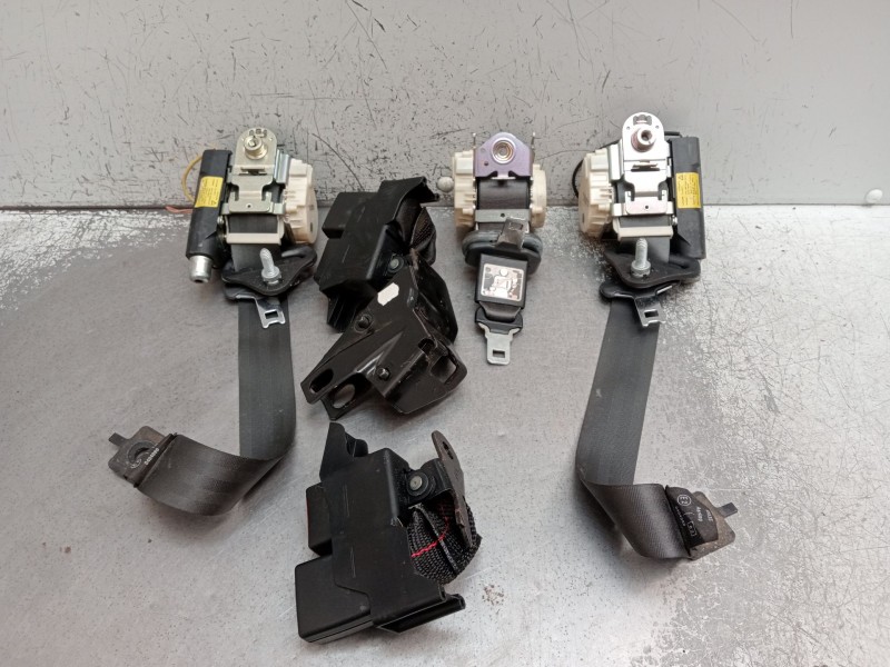 Recambio de juego cinturones trasero para renault clio iii (br0/1, cr0/1) 1.2 16v (br02, br0j, br11, cr02, cr0j, cr11) referenci