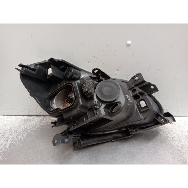 Recambio de faro izquierdo para renault clio iii (br0/1, cr0/1) 1.2 16v (br02, br0j, br11, cr02, cr0j, cr11) referencia OEM IAM 