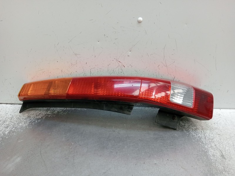 Recambio de piloto trasero derecho para honda cr-v ii (rd_) 2.0 (rd5) referencia OEM IAM 2VP23801402 3350ASCAG000 