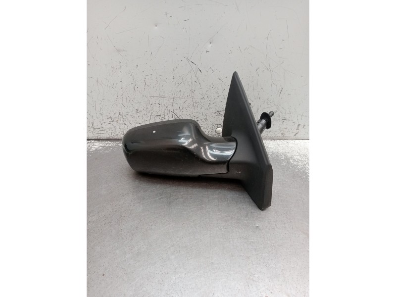 Recambio de retrovisor derecho para renault clio iii (br0/1, cr0/1) 1.2 16v (br02, br0j, br11, cr02, cr0j, cr11) referencia OEM 
