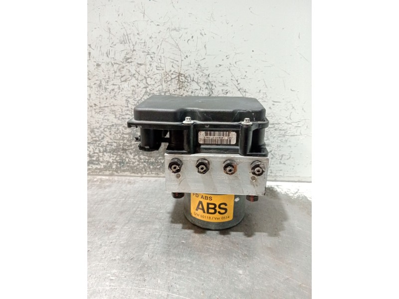 Recambio de abs para hyundai i30 classic referencia OEM IAM 0265800639 0265231956 589202L300