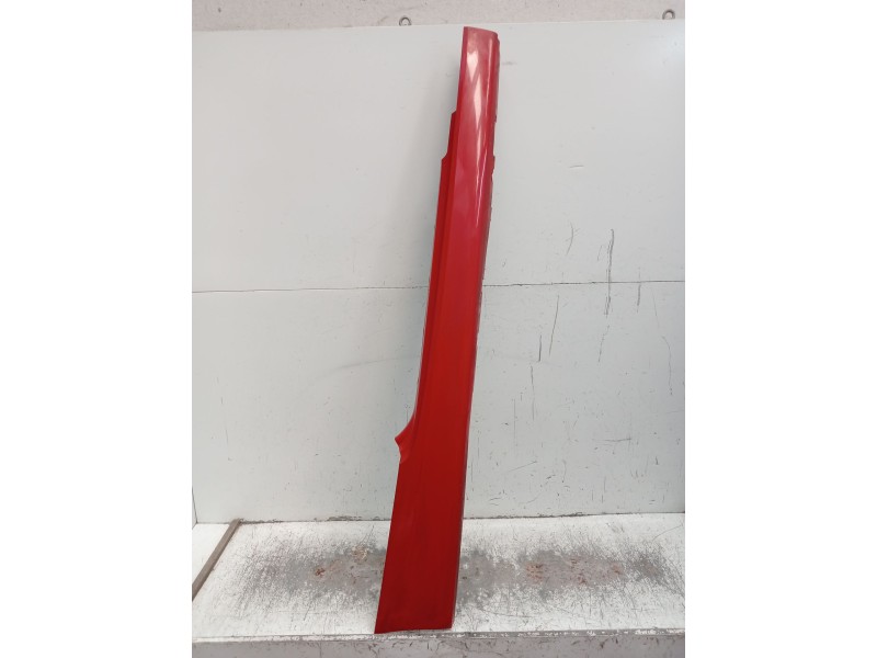 Recambio de faldon lateral para bmw 3 coupé (e92) 320 d referencia OEM IAM 51777130874 DERECHO 15857711