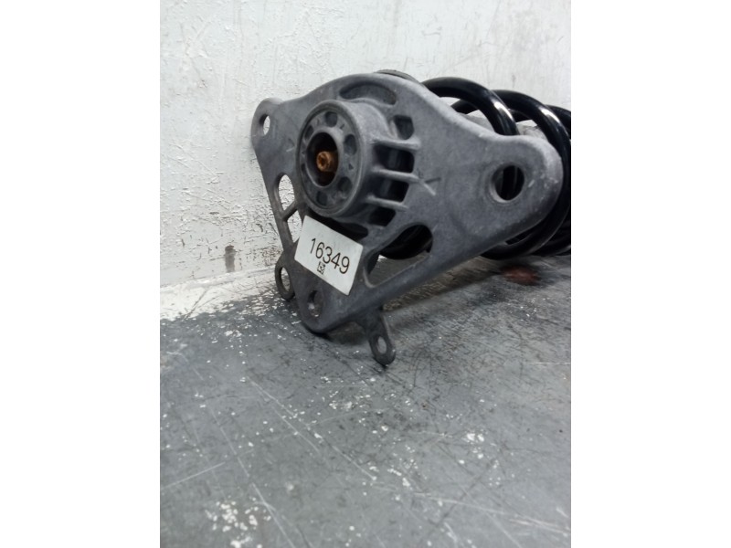 Recambio de amortiguador trasero izquierdo para jeep renegade referencia OEM IAM 00521555550  