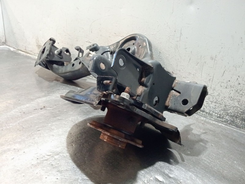 Recambio de mangueta trasera izquierda para nissan qashqai ii (j11, j11_) 1.2 dig-t referencia OEM IAM   