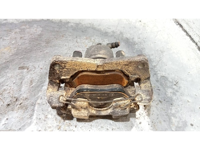 Recambio de pinza freno delantera derecha para toyota yaris 1.3 16v cat referencia OEM IAM   
