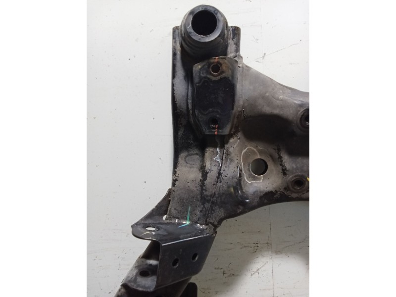 Recambio de puente delantero para hyundai i30 classic referencia OEM IAM 624052L000  CUNA