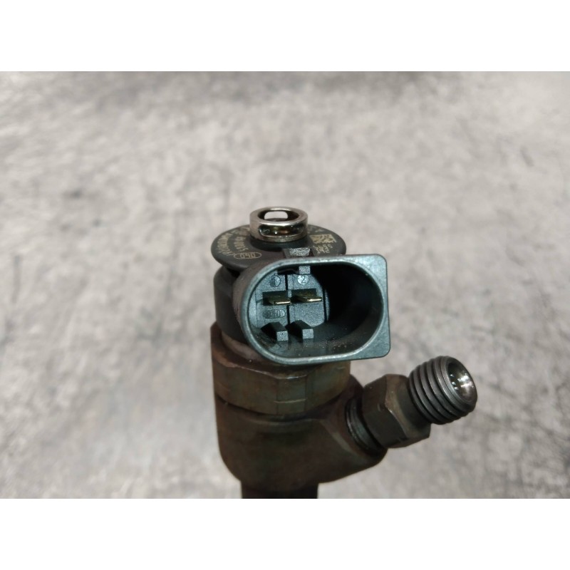 Recambio de inyector para mitsubishi colt berlina 5 (z30a) 1.5 di-d instyle (d) referencia OEM IAM 0445110167 A6400700787 