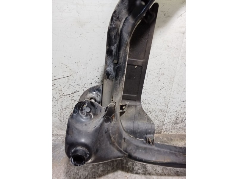 Recambio de puente delantero para hyundai i30 classic referencia OEM IAM 624052L000  CUNA