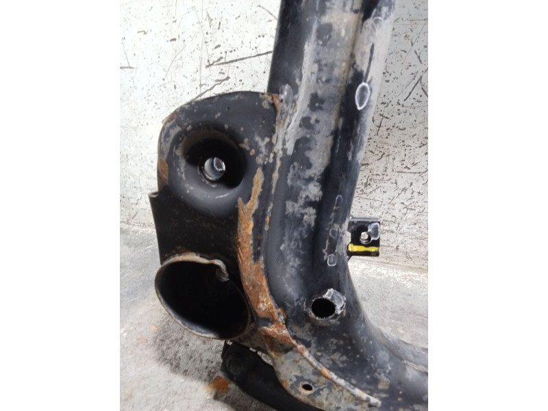 Recambio de puente delantero para hyundai i30 classic referencia OEM IAM 624052L000  CUNA