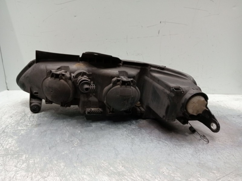 Recambio de faro derecho para peugeot 406 (8b) 1.8 16v referencia OEM IAM 0301037022 111096 